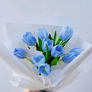 Логотип @songs_lyrics10 - 𝙎𝙤𝙣𝙜𝙨 𝙡𝙮𝙧𝙞𝙘𝙨