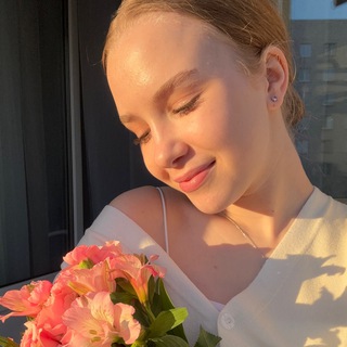 Логотип @soniikchat - чатик