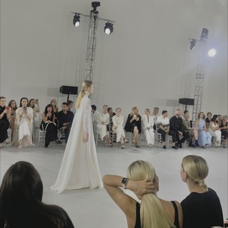 Логотип @soooofashionista - Fashionista