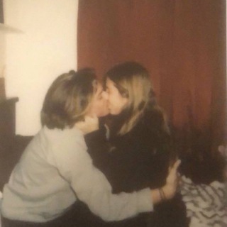 Логотип @soulfulquotes2 - фобия любви