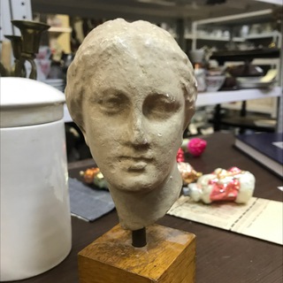 Логотип @sovtovar - Интерьер Мебель Свет Sovtovar