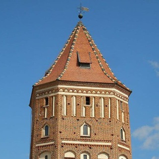 Логотип @spadczyna - Спадчына