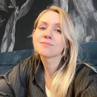 Логотип @spb_stories - Инна Маслова • Гид по Петербургу