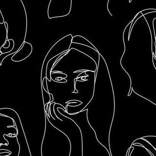 Логотип @spletnynews - сплетница