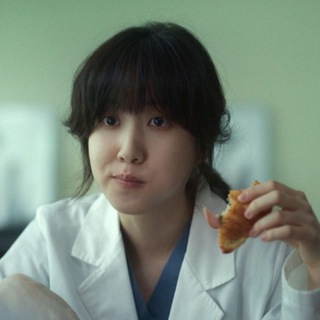 Логотип @spoiledtea - spoiledtea