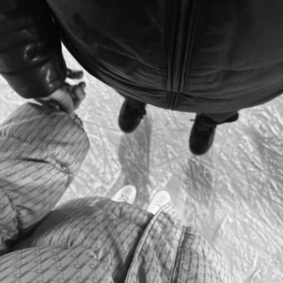 Логотип @spokoiinolove - спокойно, я здесь