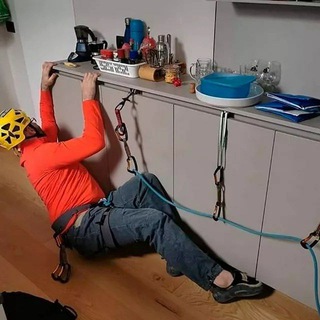 Логотип @sport_protiv - Родители спортсменов