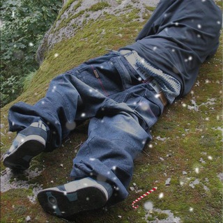 Логотип @spotspoof - spot че там)