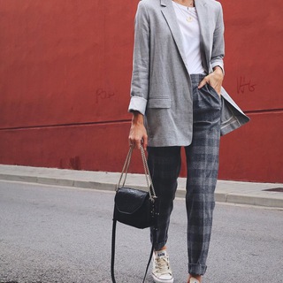 Логотип @spring_look - Весенний Лук 🌷