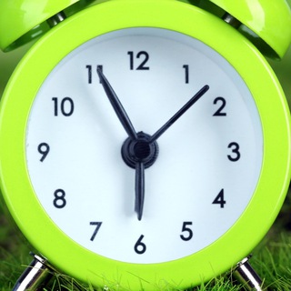 Логотип @standup5am - Я рано встаю. не Магия утра.