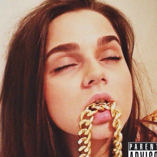 Логотип @star_slivv - СЛИВ БЛОГЕРШ ТИКТОКЕРШИ СТРИМЕРШИ