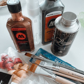 Логотип @startcalligraphytalk - STAROV / Calligraphy Chat