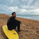 Логотип @startupsurfer - Эмиль Говорит 🏄