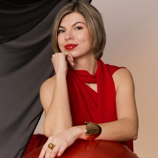 Логотип @starwarsulia - StarUlia