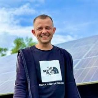 Логотип @stas_bugrim - Стас Бугрим Солнечные панели / SSJ Solar Stas Bugrim