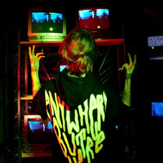 Логотип @staytherayray - rayrayhollyhood