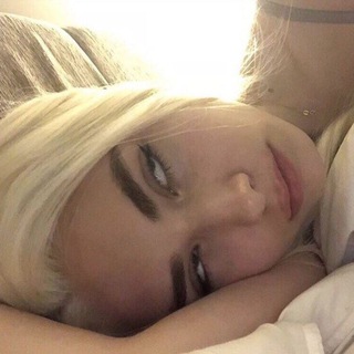 Логотип @steklyannayaboginya - стеклянная богиня