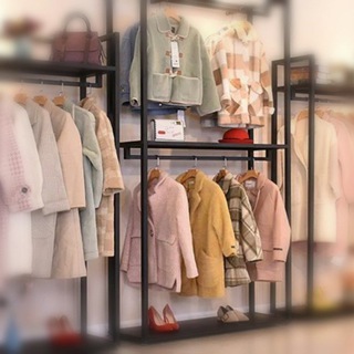 Логотип @stocktopi - Stocktopia женская одежда из Европы