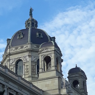 Логотип @storiesvienna - Венские Истории