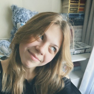 Логотип @stormofemotions - унесенный читатель || stormofemotions