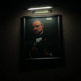 Логотип @stoundaue - Музыкальный канал с рэпом. 🎧