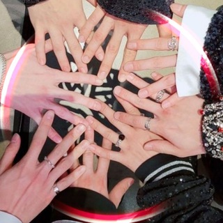 Логотип @straydomination - STRAY KIDS domination