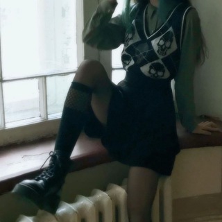 Логотип @strimershi - Блогерши твоего дня