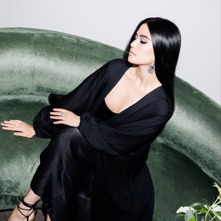 Логотип @stroevatashaa - STROEVATASHA