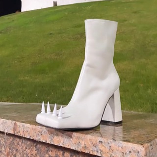 Логотип @sttilek_chat - поболТТушки