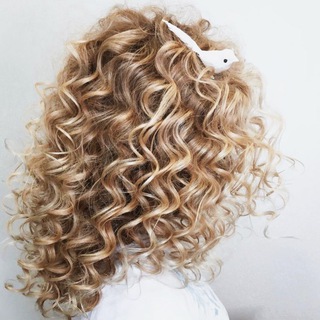 Логотип @studio_empire_now - Эмпайр, студия красоты.