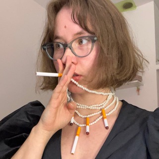 Логотип @stupidalicee - ГЛУПАЯ АЛИСА