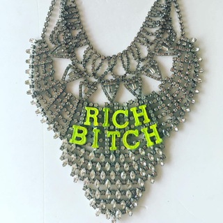 Логотип @style_mika - Шопоголик на миллион $