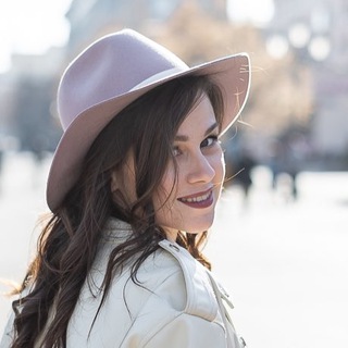 Логотип @stylemoms - Style.Moms Марина Прядко