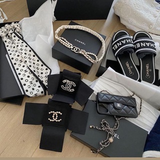 Логотип @stylist_brendoman - Тайная секта Брендоманов