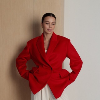 Логотип @stylist_lebedeva - По мотивам Лебедевой