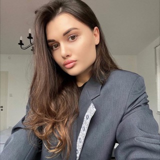 Логотип @success_woman_top - Алина | по-женски к успеху 🚀