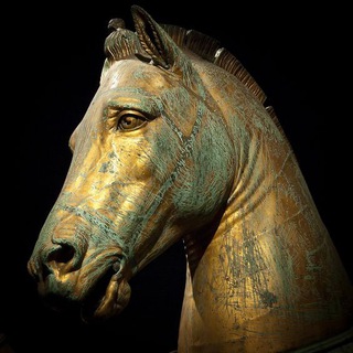 Логотип @sumbokart - Разглядывая картинки 🌅