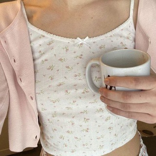 Логотип @suncaramel - ⟢ чувство тепла ୨͟୧