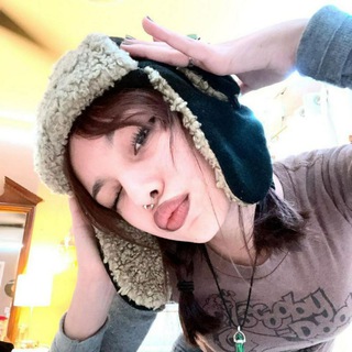 Логотип @sunshineloveli - ༒︎𝚂𝚄𝙽𝚂𝙷𝙸𝙽𝙴༒︎