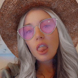 Логотип @superstacyfox_chat - superstacyfox Chat