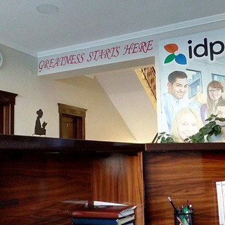 Логотип @supremeenglish - Millennium IELTS Center