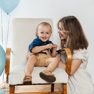 Логотип @sveta_v_dekrete_chat - Секретничаем вместе