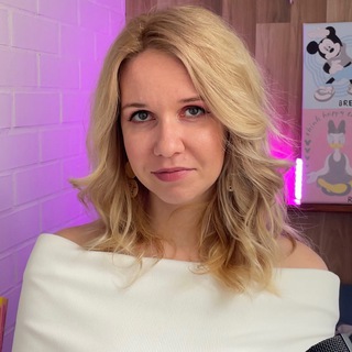 Логотип @svetacreates - svetacreatess