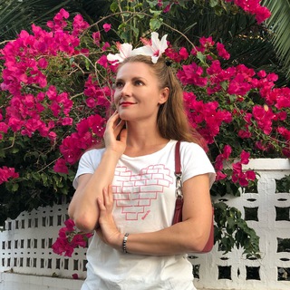 Логотип @svetispanish - svetispanish