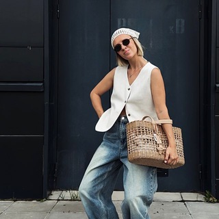 Логотип @svetlana_nechego_nadet - Светлана Нечего Надеть | Стилист, Тренд-аналитик, стиль, мода, тренды