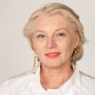 Логотип @svetlanakomarovapro - Светлана Комарова |Отрезвляющий психолог