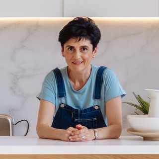 Логотип @svetlanalucca - ЛУККА • О мозге и психологии