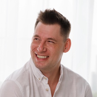 Логотип @sviatwhite - Свят Белый