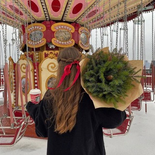 Логотип @svoe99 - SVOE💛