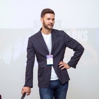 Логотип @svoi_networking - Я от Олега